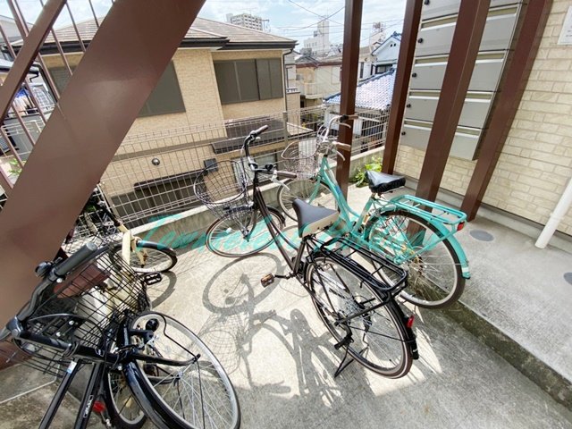 その他共有部分　駐輪スペースあり♪
