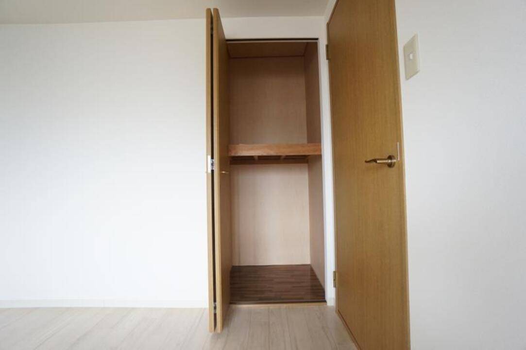 収納　クローゼット