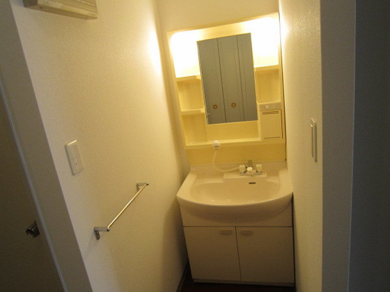 洗面設備　※別部屋の写真です