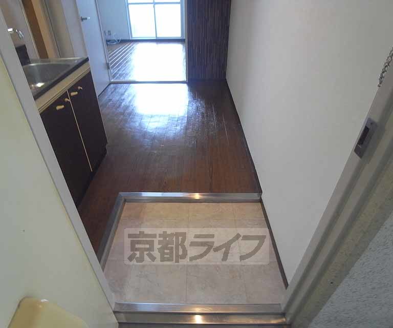 玄関　すっきりとした玄関です。