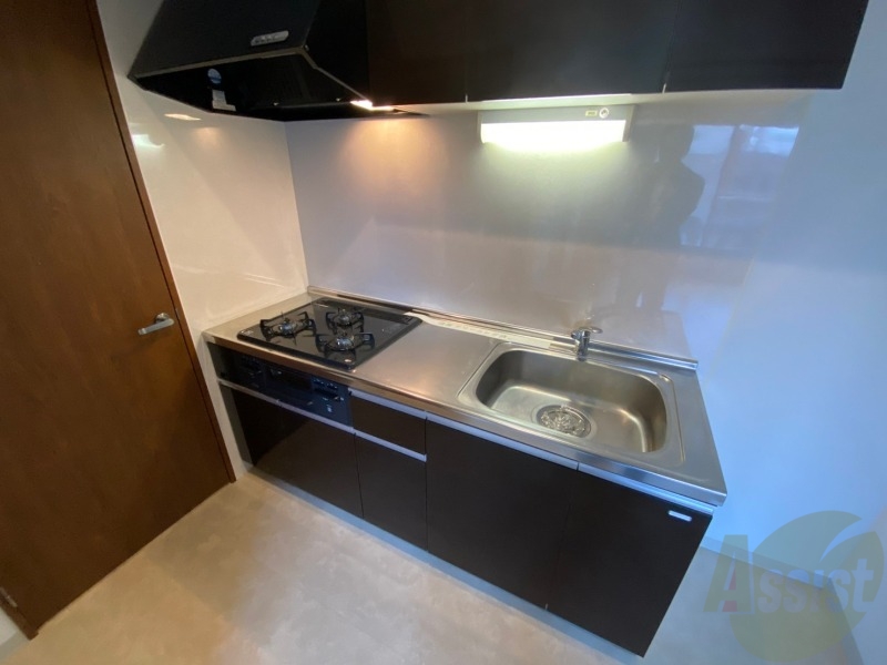 キッチン　システムキッチンで楽しくお料理できそうですね！