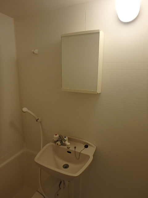 洗面設備　朝の始まりは、こちらから…。