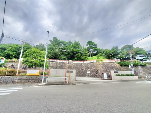 高校・高専　横浜市立南高等学校（高校・高専）まで441m