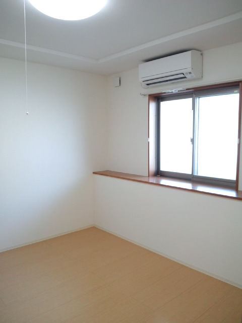 その他　洋室、エアコン付