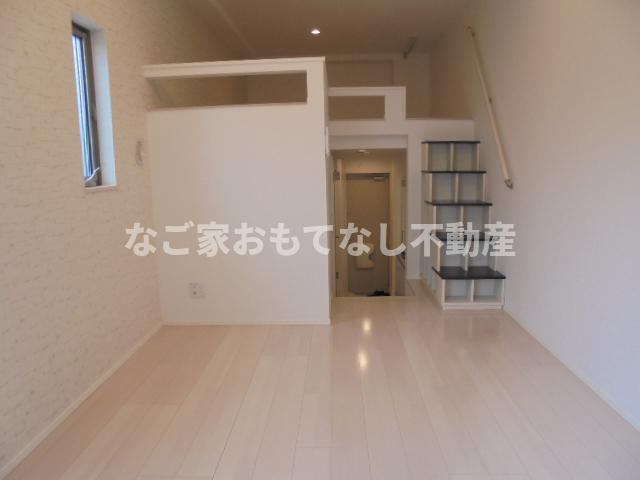 居室・リビング　モデルルーム（同型タイプ）