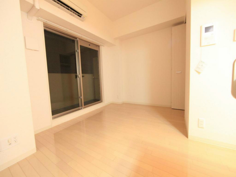 バルコニー　洋室9帖　カウンターキッチン　クローゼット（収納充実）