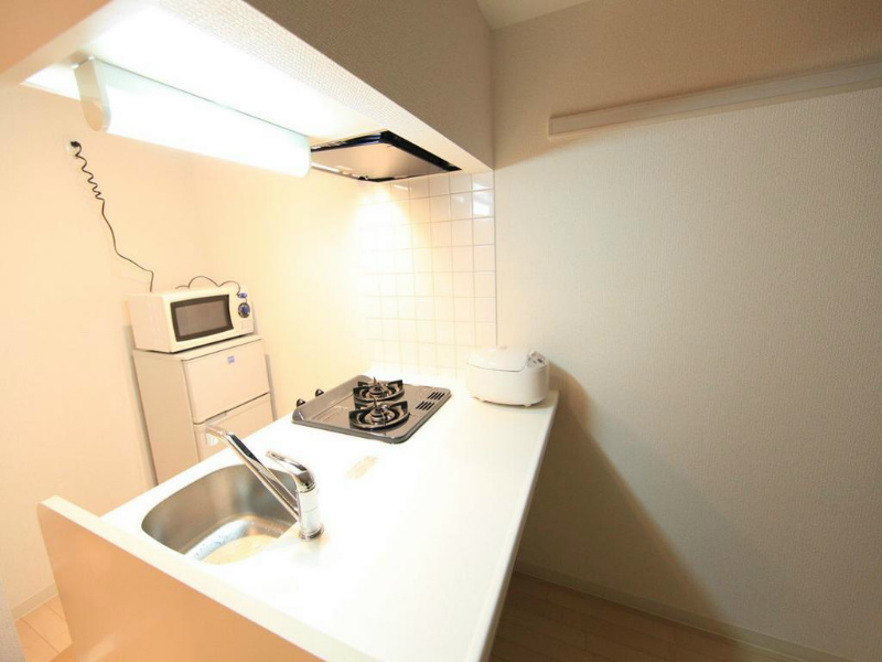 キッチン　システムキッチン（ガス2口コンロ付）