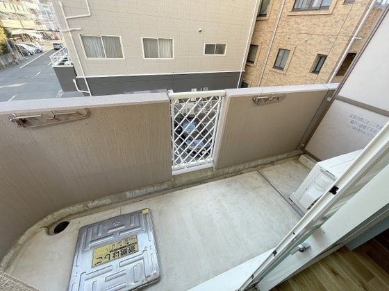 バルコニー　※別号室の写真です
