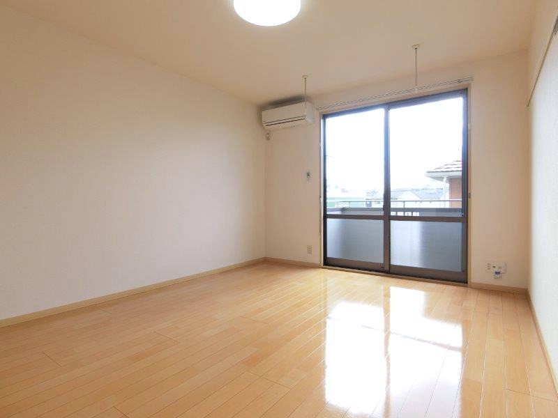 居室・リビング　図面と現状に相違がある場合には現状を優先