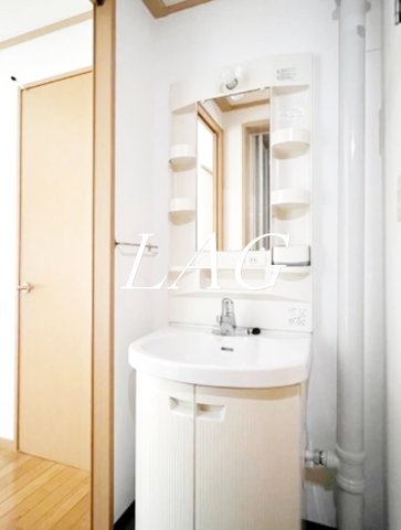 洗面設備　洗面台です。