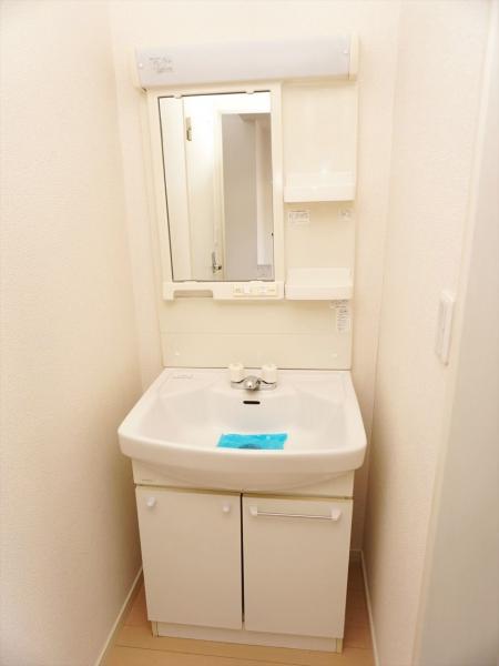 洗面設備　洗面所