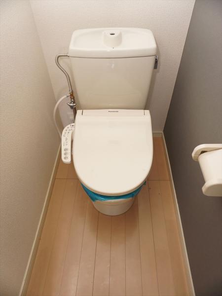 トイレ　トイレ