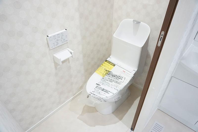 トイレ　トイレ