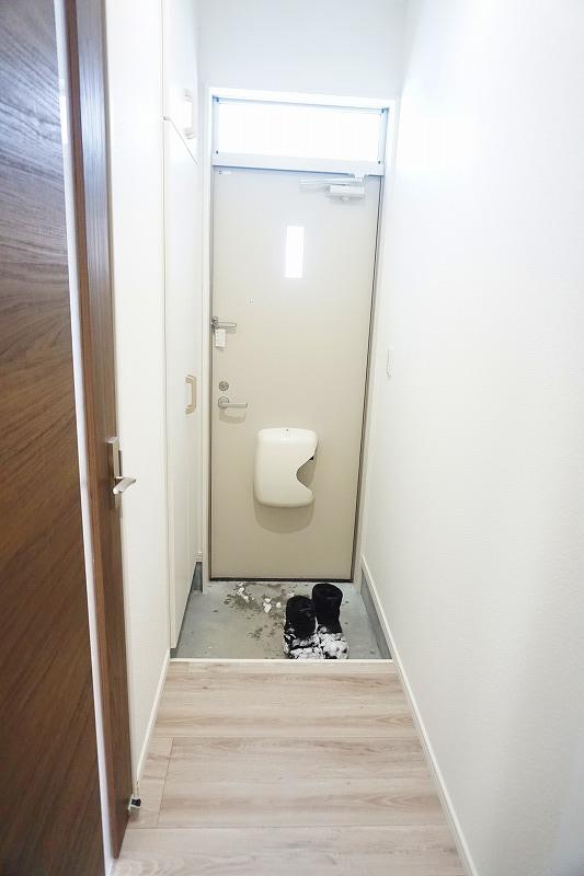 玄関　玄関