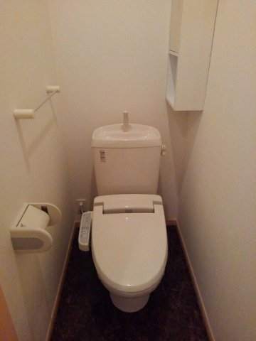 トイレ　ゆったりとした空間のトイレです