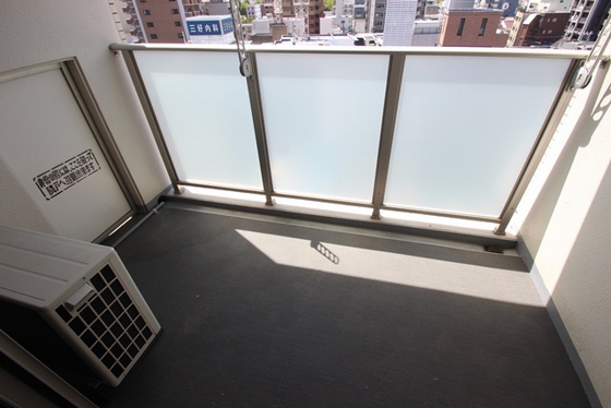 バルコニー　※別号室の写真です