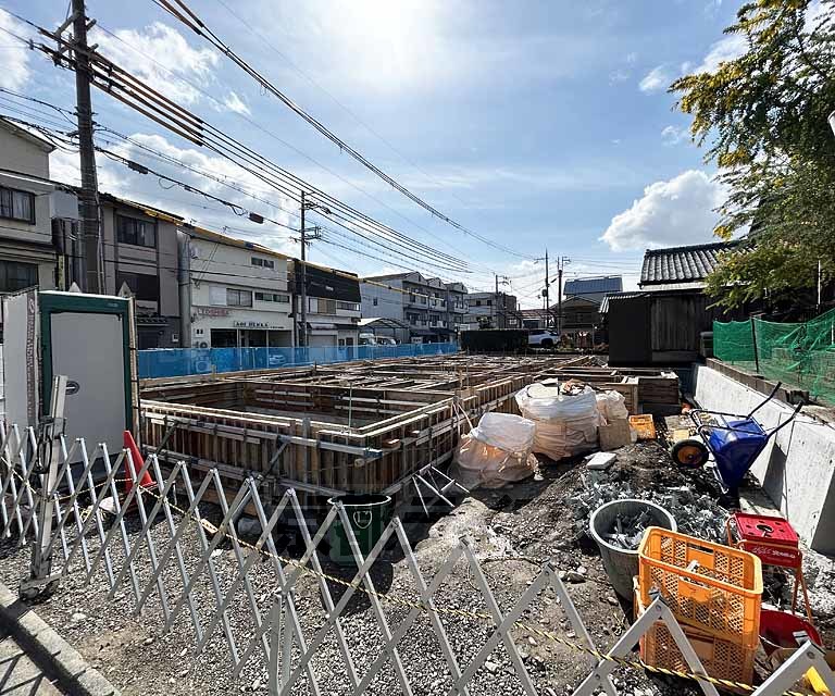 その他　・建築中