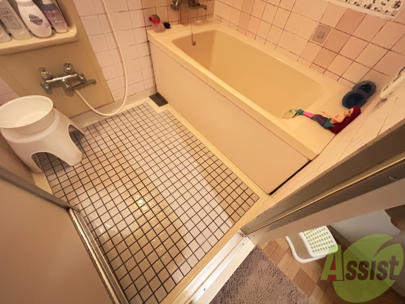 バス・シャワールーム