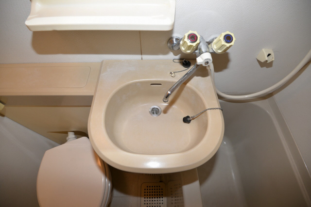 洗面設備　コンパクトで使いやすい洗面所