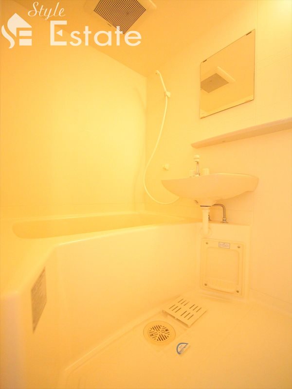 バス・シャワールーム　浴室乾燥機付バスルーム