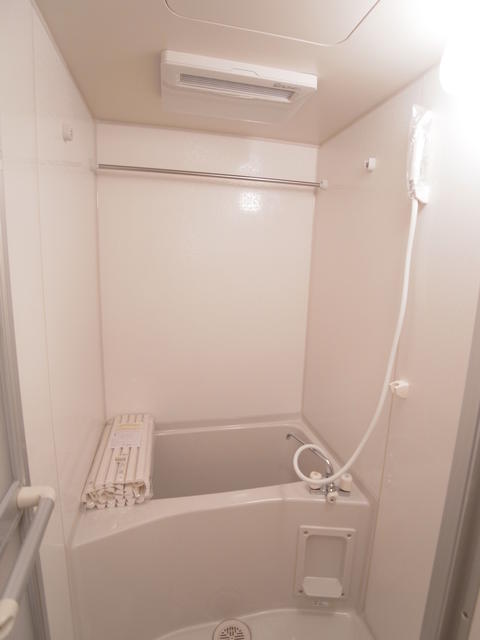 バス・シャワールーム　浴室乾燥機付き