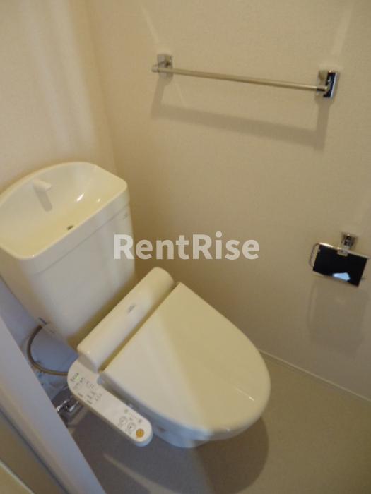 トイレ　温水洗浄暖房便座付きトイレ