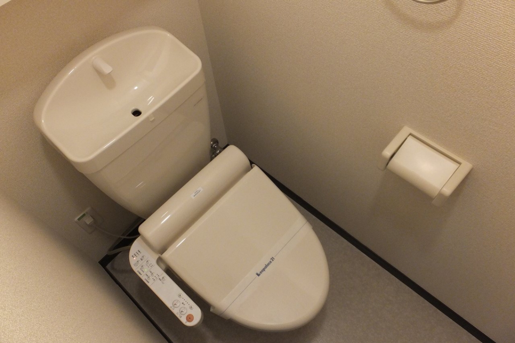 その他　温水洗浄便座