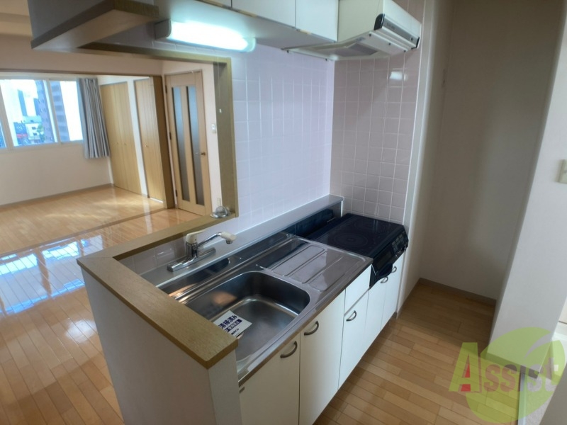 キッチン　キッチンはスペースも広々していて使いやすそうですよ！