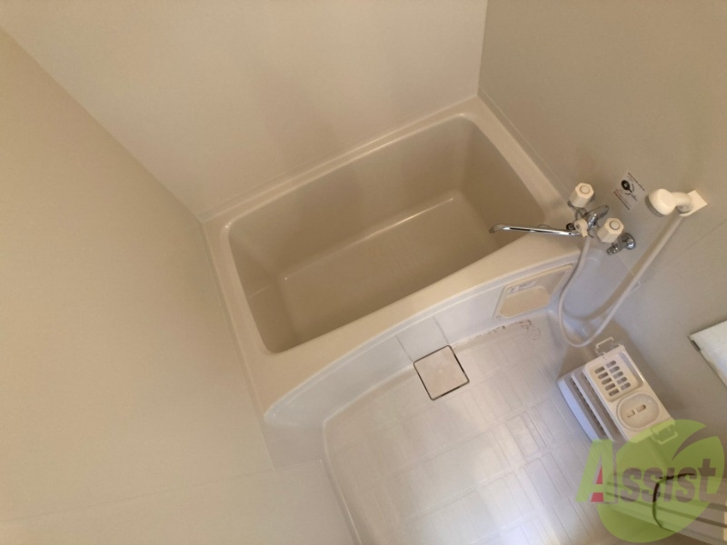 バス・シャワールーム　お風呂です。ゆっくりお風呂につかるのも体に良いですね～