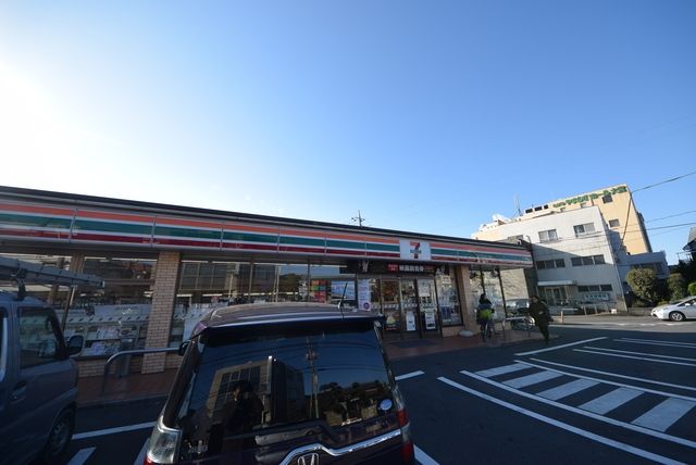 コンビニ　セブンイレブンさいたま上小町店（コンビニ）まで1134m