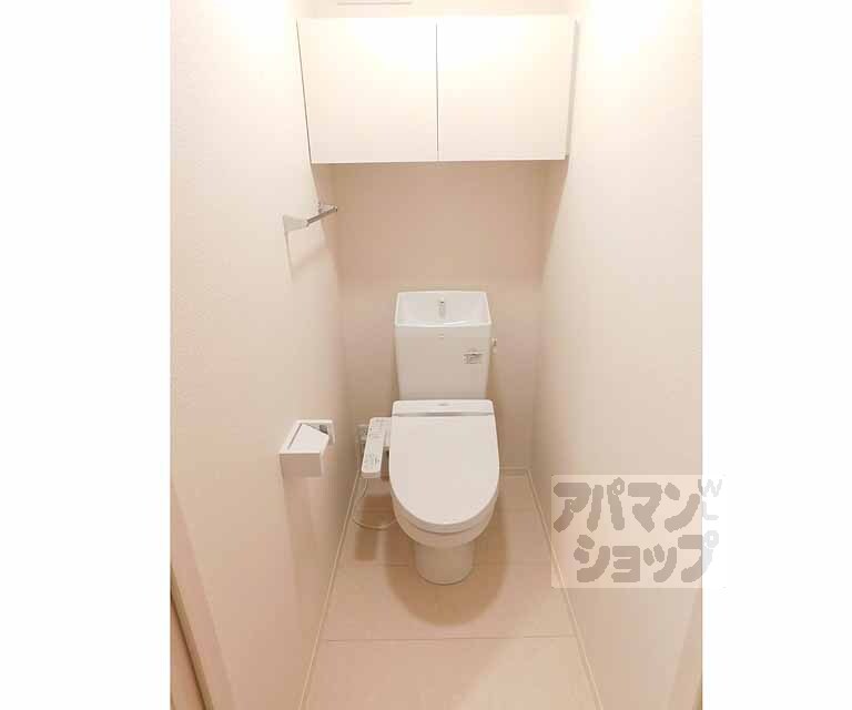 トイレ　落ち着いたトイレです。