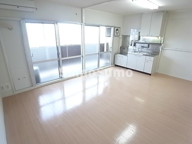 居室・リビング　使いやすい居間です