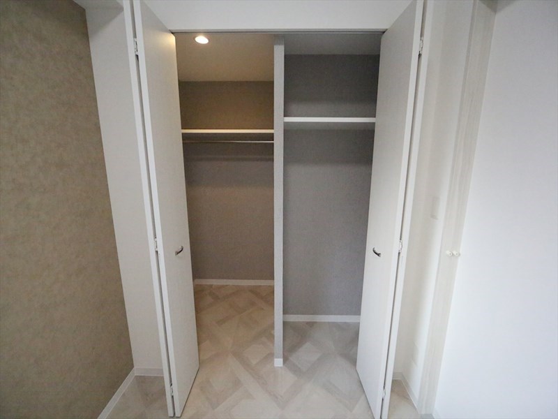 収納　ウォークインクローゼット（収納充実してます）