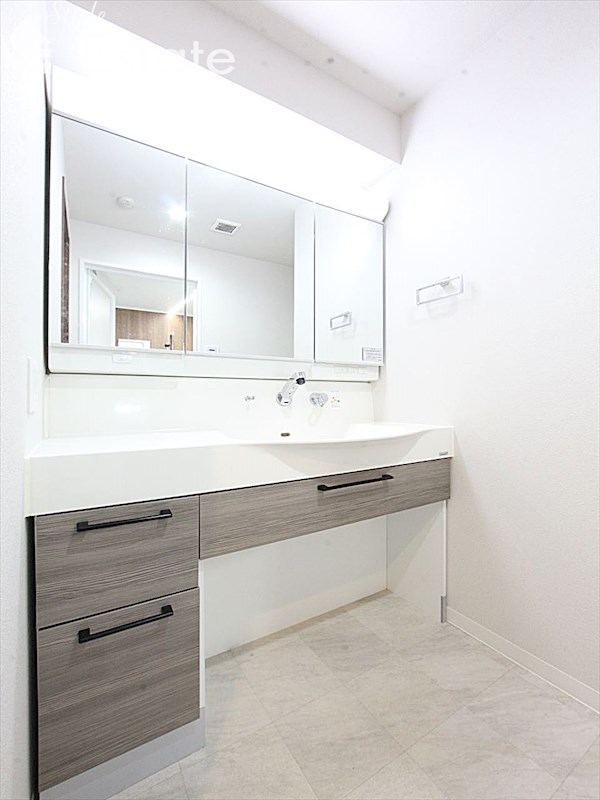 洗面設備　洗面所