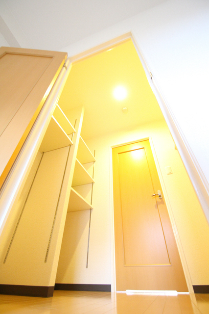 収納　※別室の参考写真の為、現況優先です。