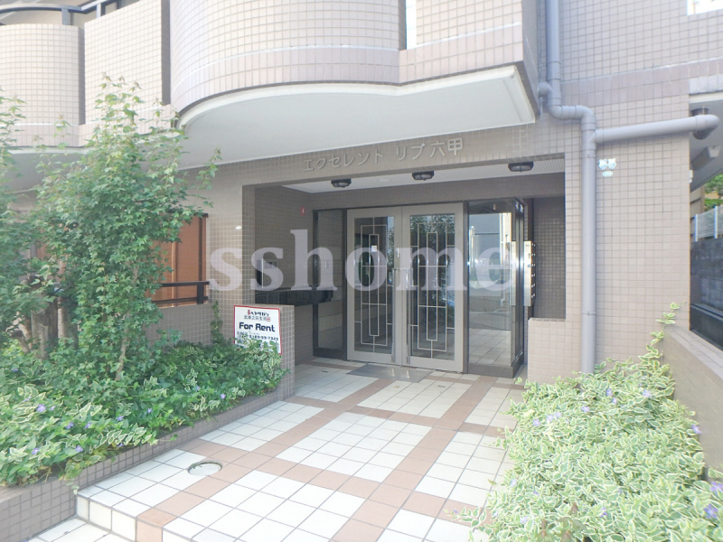 エントランス　建物入口