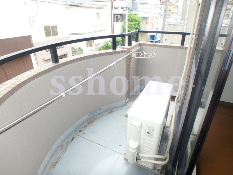 バルコニー　東向き