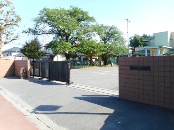 小学校　真鍋小（小学校）まで1200m