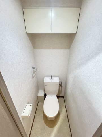 トイレ　清潔感のあるトイレです