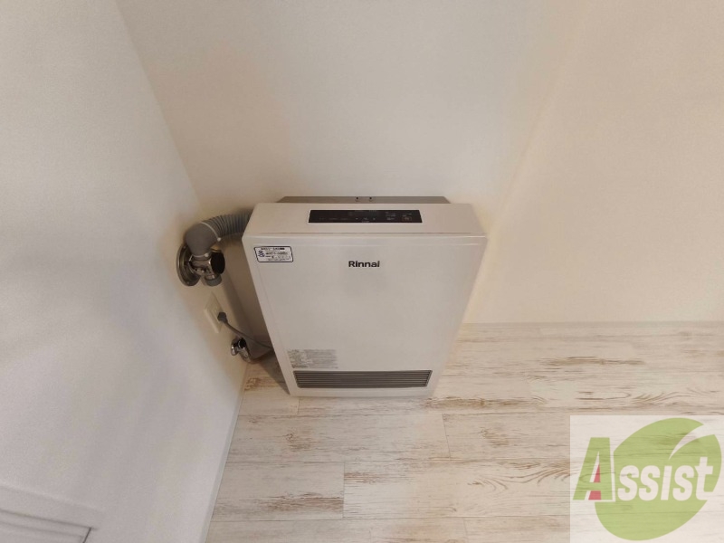 その他　暖房です。冬場の寒い日でも安心ですね～