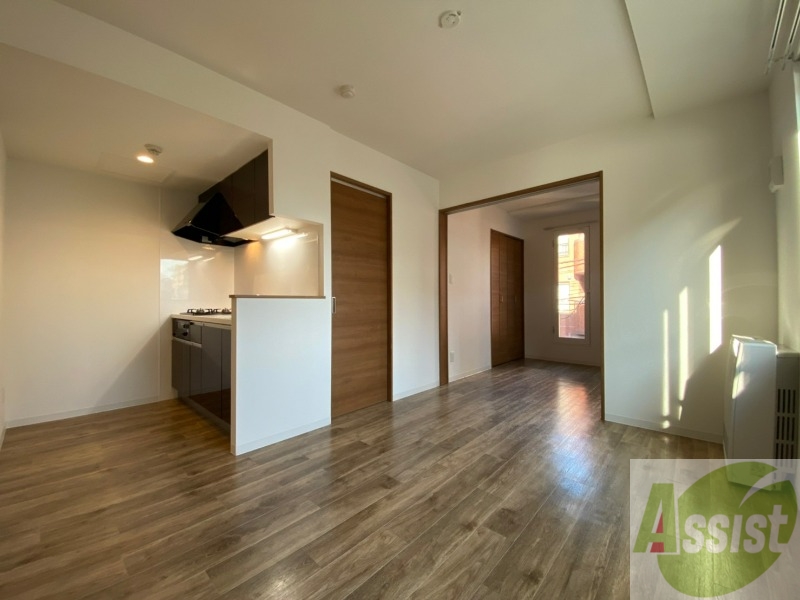 居室・リビング　広くてキレイなお部屋が広がっていて、充実した生活が送れそう。