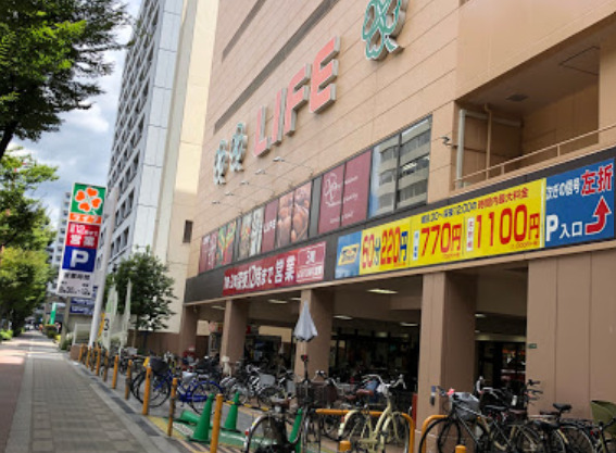 スーパー　ライフ 本庄店（スーパー）まで592m