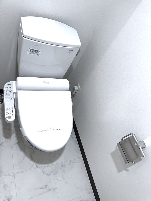 トイレ　トイレ