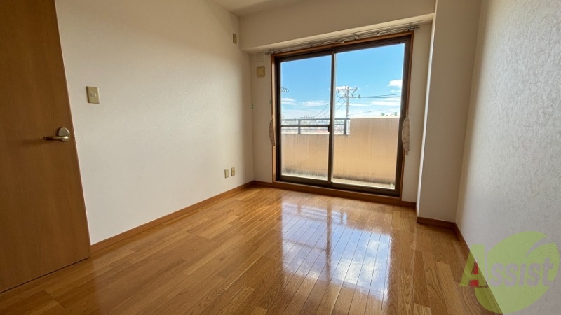 その他部屋・スペース　寝室になりそうな洋室です。広くて使いやすそうですね。