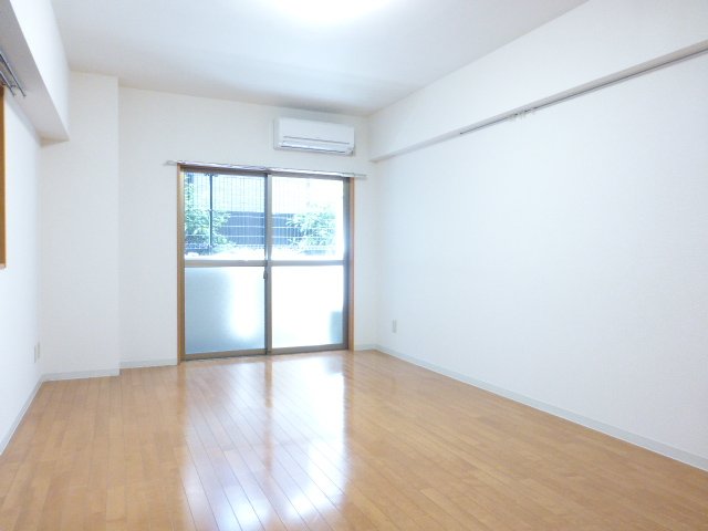 居室・リビング　居室