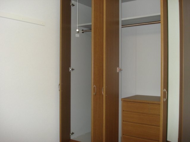 収納　クローゼット