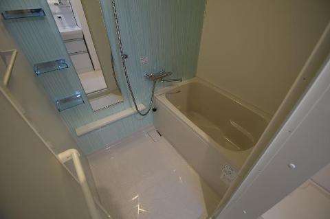 バス・シャワールーム　バス