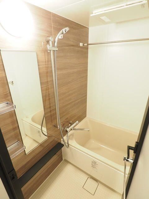 バス・シャワールーム　※別部屋写真参照