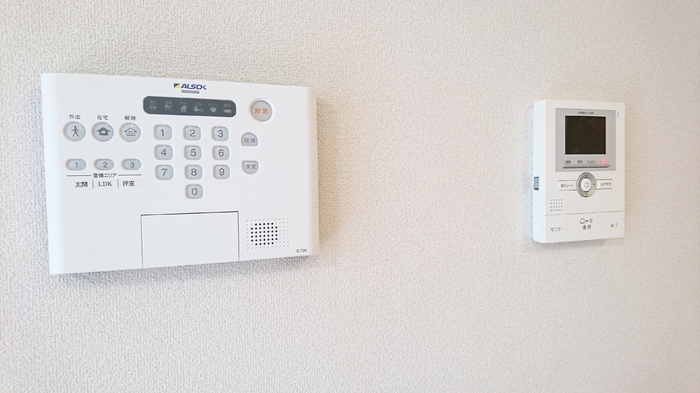 その他　セキュリティ会社加入済み＆モニタ付きインターホンで防犯性◎