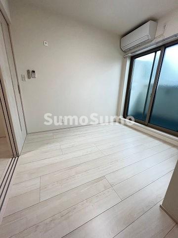 その他部屋・スペース　落ち着いて過ごせるお部屋なので、寝室にいかがでしょうか